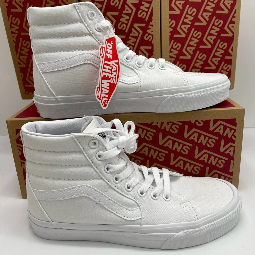 Vans Men’s Sk8-Hi Sneakers
True White
VN000D5IW00
Lifestyle, Original Icon, Canv - Picture 6 of 16